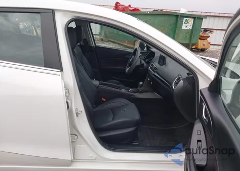 2017 Mazda 3 z USA, uszkodzony, nr VIN 3MZBN1W2XHM127829